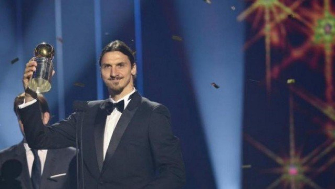 Εντυπωσιακό το άγαλμα του                                Ζλάταν (pics)