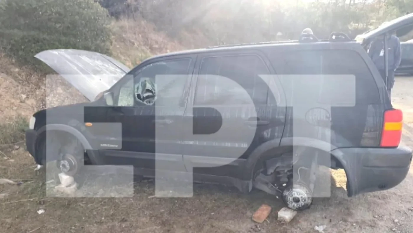 Θεσσαλονίκη: Κατέστρεψαν αυτοκίνητο γιατρού ενώ βρισκόταν σε εφημερία (vid)