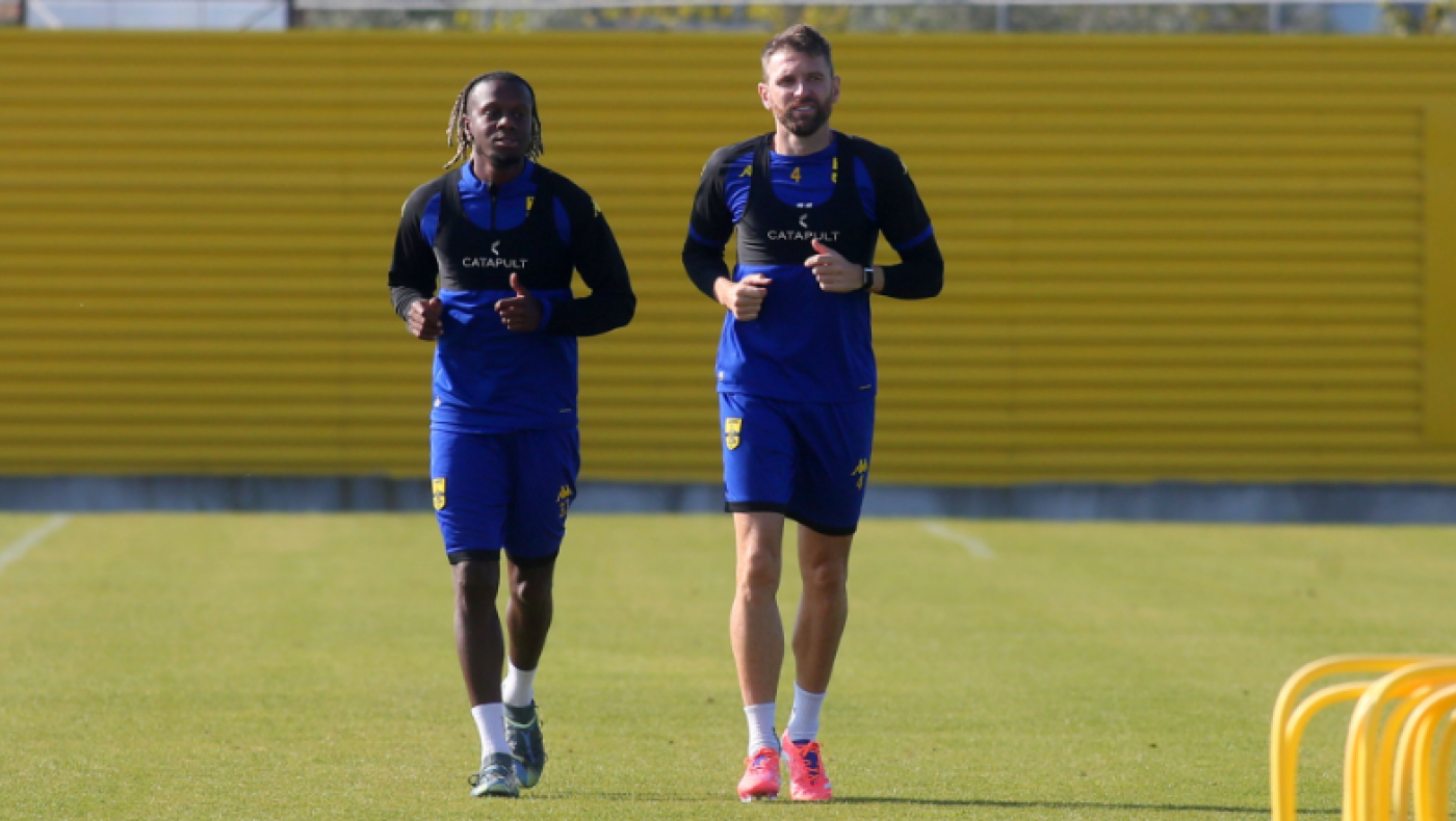 Άρης: Προπόνηση με προβλήματα και ερωτηματικά ενόψει Ολυμπιακού