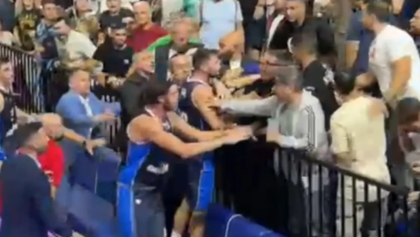 Κολοσσός - Πανιώνιος: Γκίκας και Τσαλμπούρης πιάστηκαν στα χέρια με οπαδούς