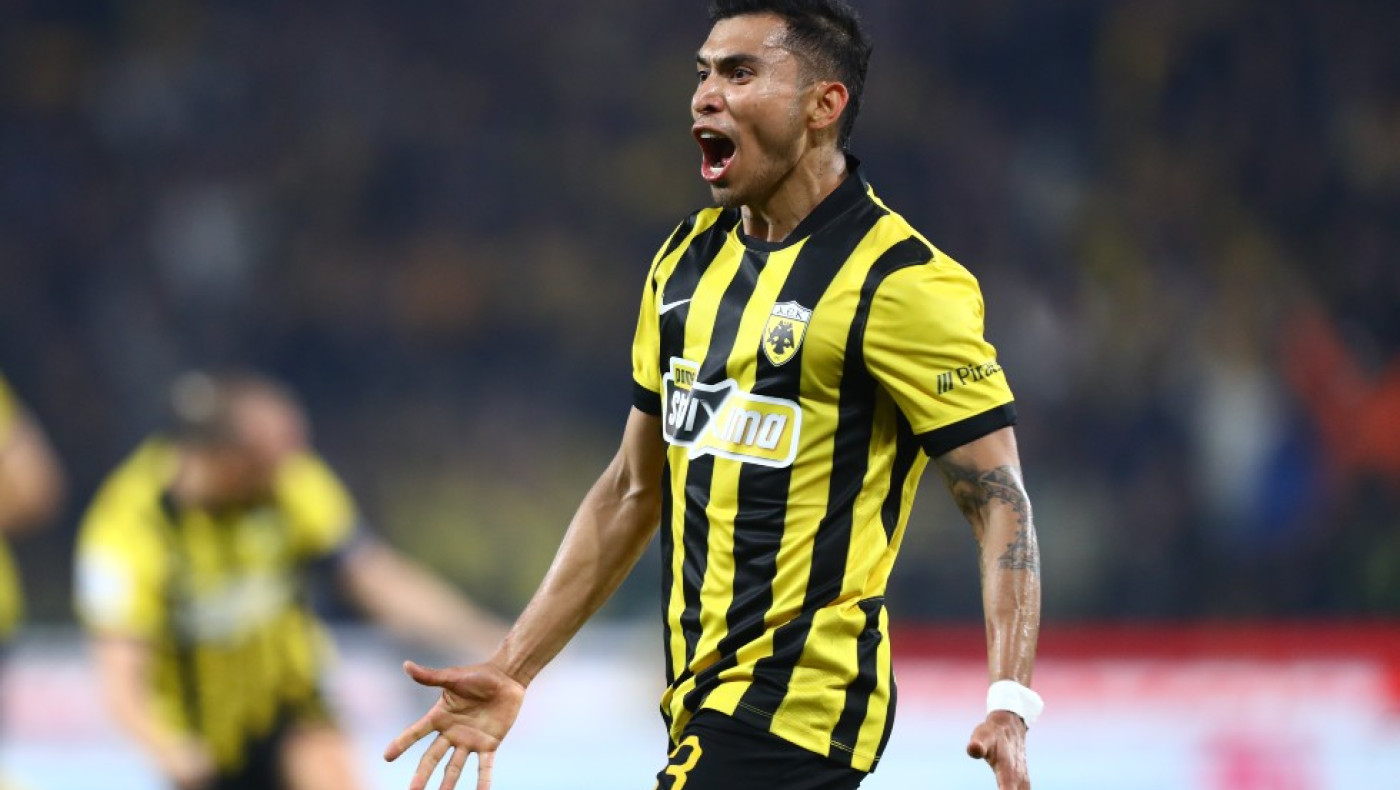 Με ήρωα τον Πινέδα η ΑΕΚ πήρε το τρίποντο στο 92'