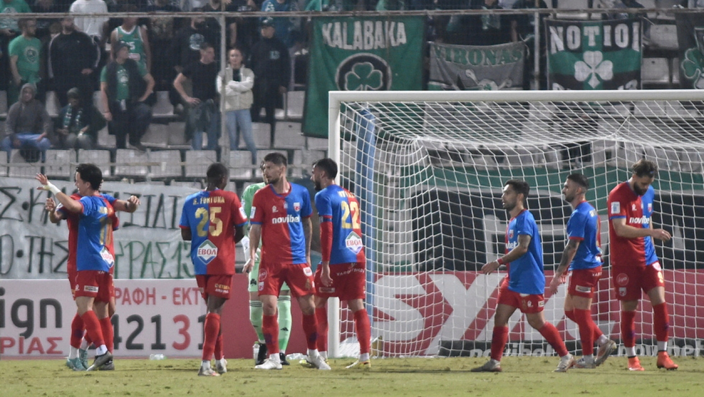 Βόλος-Παναθηναϊκός: Τρεις συλλήψεις για φωτοβολίδες μετά το παιχνίδι στο Πανθεσσαλικό