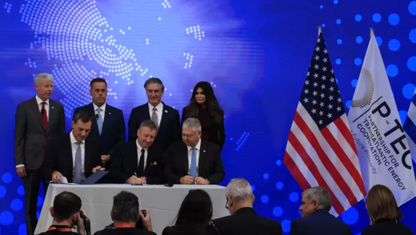 Συμφωνία τριών εταιρειών για την έναρξη ερευνητικών γεωτρήσεων στο Ιόνιο