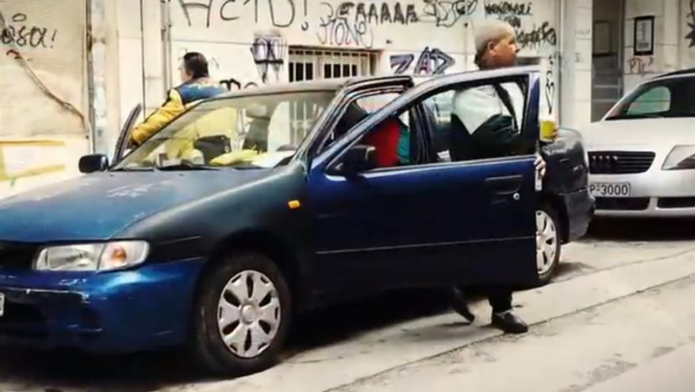 Το ζευγάρι συνταξιούχων που ζει σε αυτοκίνητο στην Κυψέλη - «Δεν μπορώ άλλο, απελπίστηκα»