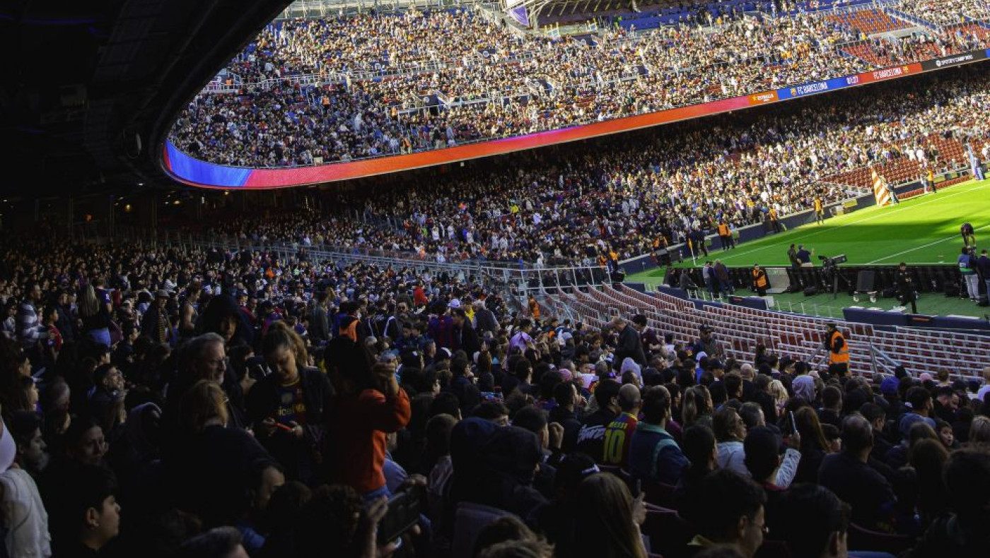 Οπαδοί της Μπαρτσελόνα έσπασαν τα τζάμια στο πούλμαν της Ατλέτικο!