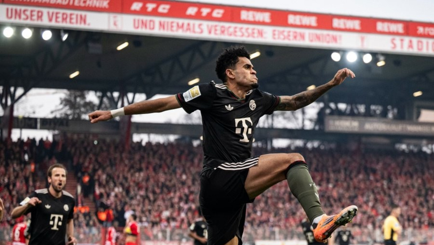 Μπάγερν Μονάχου: Απίθανο γκολ του Ντίαζ στο Βερολίνο!