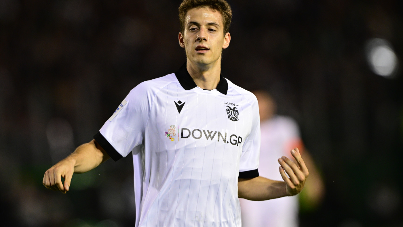 «Παίκτης σαν τον Κωνσταντέλια βγαίνει μια φορά στα 50 χρόνια-Καλύτερα να πάει σε άλλη ομάδα ο Καμαρά»