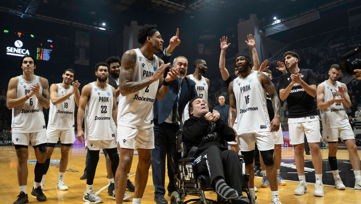 KAE ΠΑΟΚ-Η παρακάμερα με Ανβίλ: Χατζόπουλος και Γιαννάκης γνώρισαν την αποθέωση