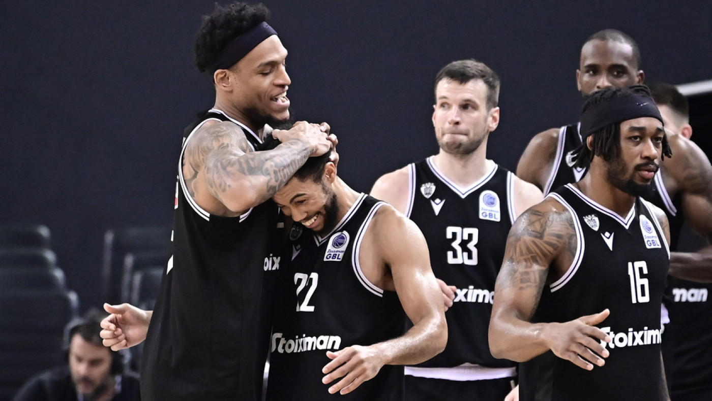 ΠΑΟΚ: Η απολαυστική… αντίδραση των παικτών στην πρώτη δοκιμή ελληνικού φαγητού