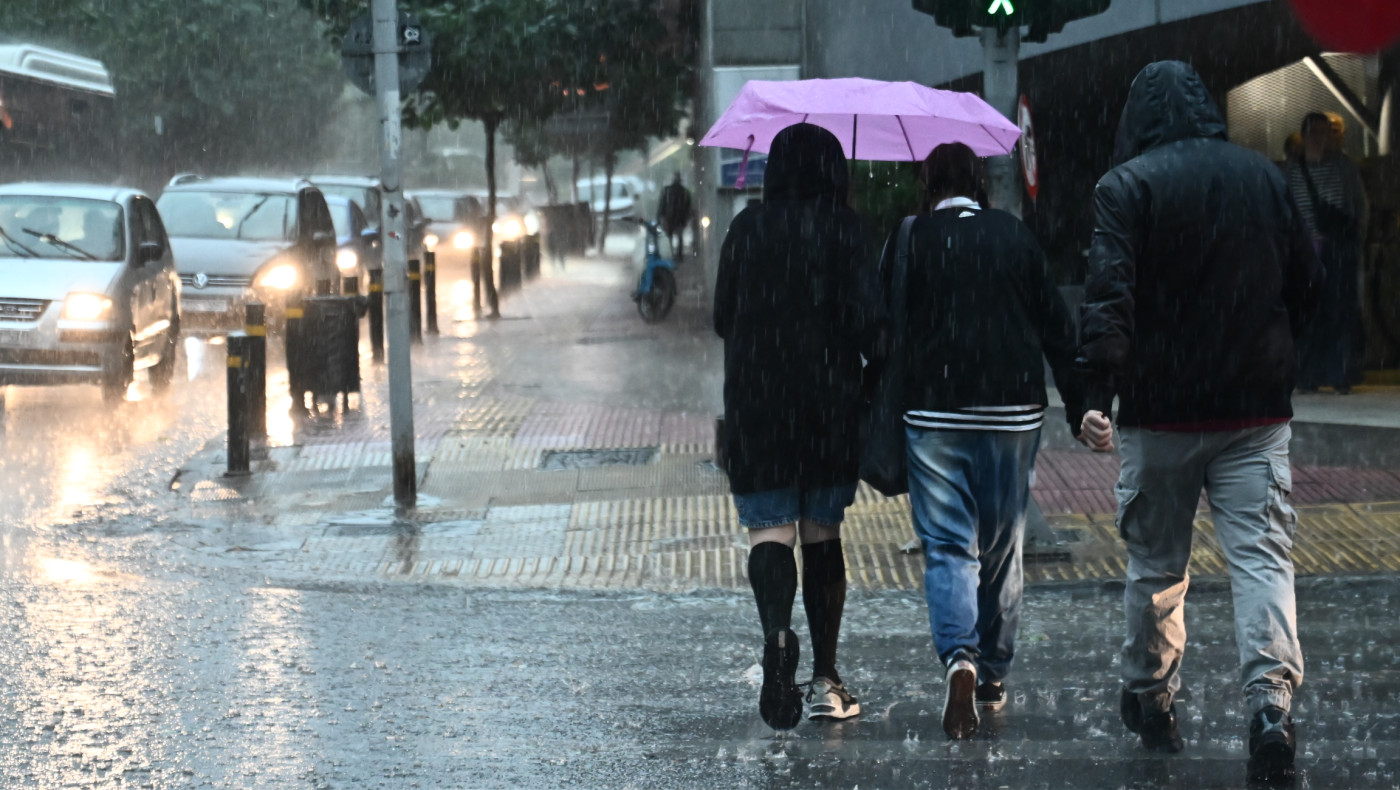 Έρχεται η πρώτη «γεύση» του χειμώνα-Βροχές και καταιγίδες στη βορειοδυτική Ελλάδα