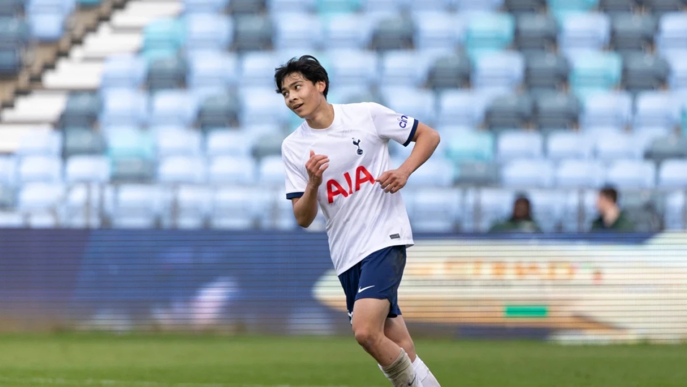 Premier League: «Κρεμάει» τα παπούτσια του στα 19 του χρόνια για να γίνει δικηγόρος