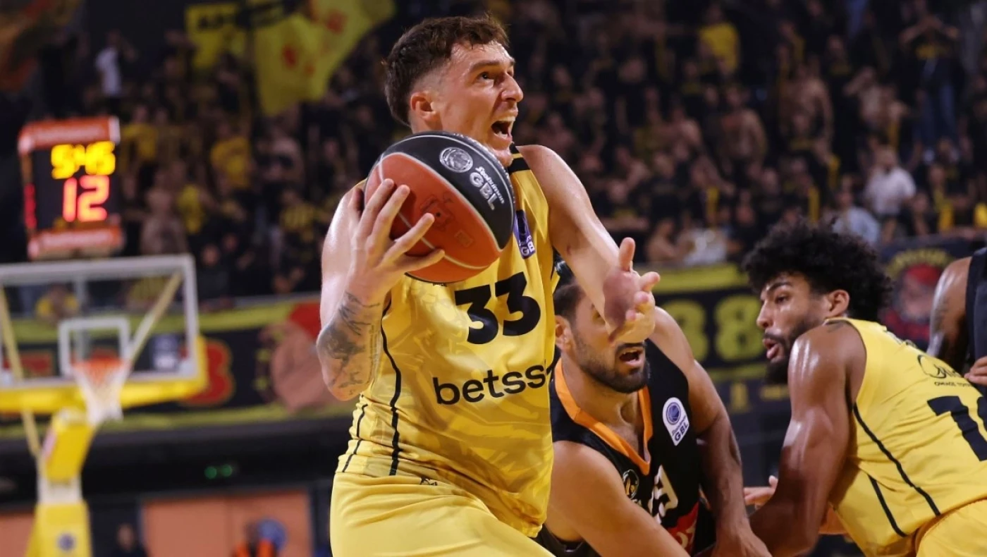 Άντζουσιτς: «Θα ήθελα να συναντήσω το Νίκο Γκάλη»