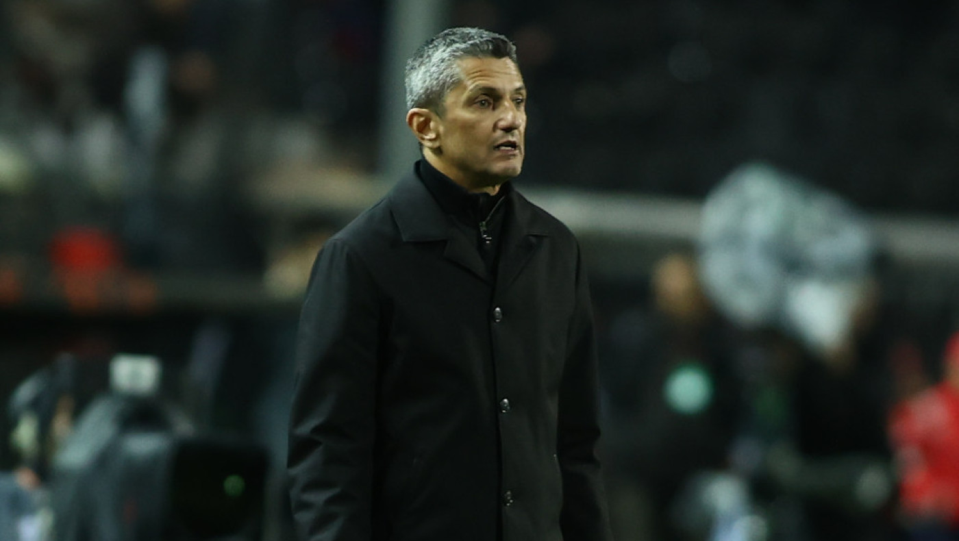 Ρουμάνοι: «Αγοράζει σπίτι στη Θεσσαλονίκη ο Λουτσέσκου»