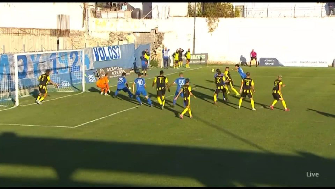 Νίκη Βόλου-Αναγέννηση: Άντεξαν με δέκα παίκτες από το 23' οι γηπεδούχοι, ισόπαλο το ντέρμπι