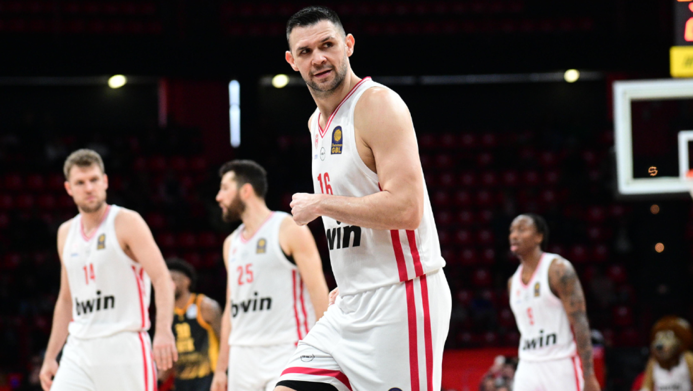 Ολυμπιακός - ΑΕΚ: Οι Πειραιώτες πήραν το ντέρμπι με 100-93