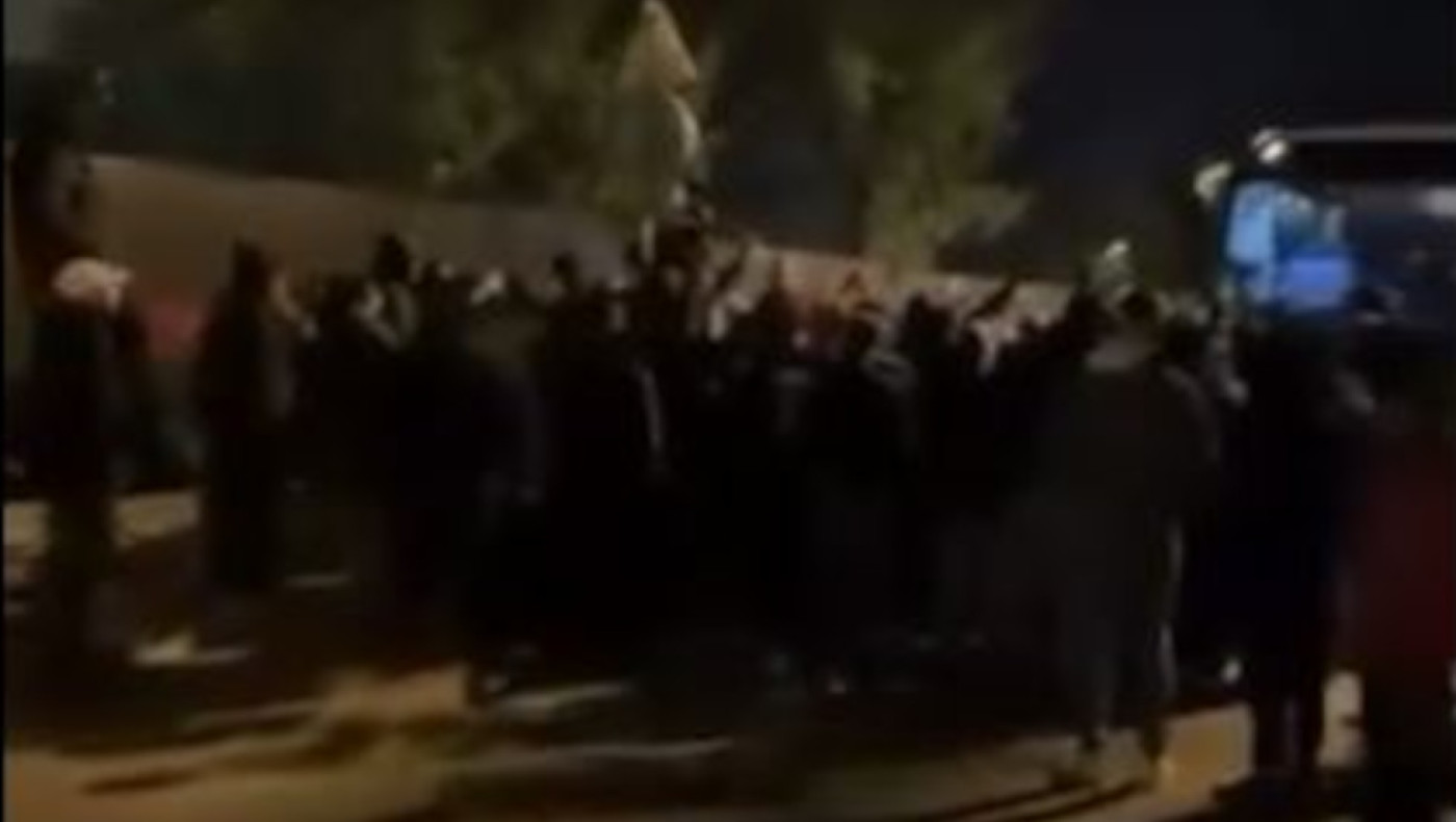 Οπαδοί της Νις έστησαν καρτέρι στους παίκτες της ομάδας και τους επιτέθηκαν ρατσιστικά