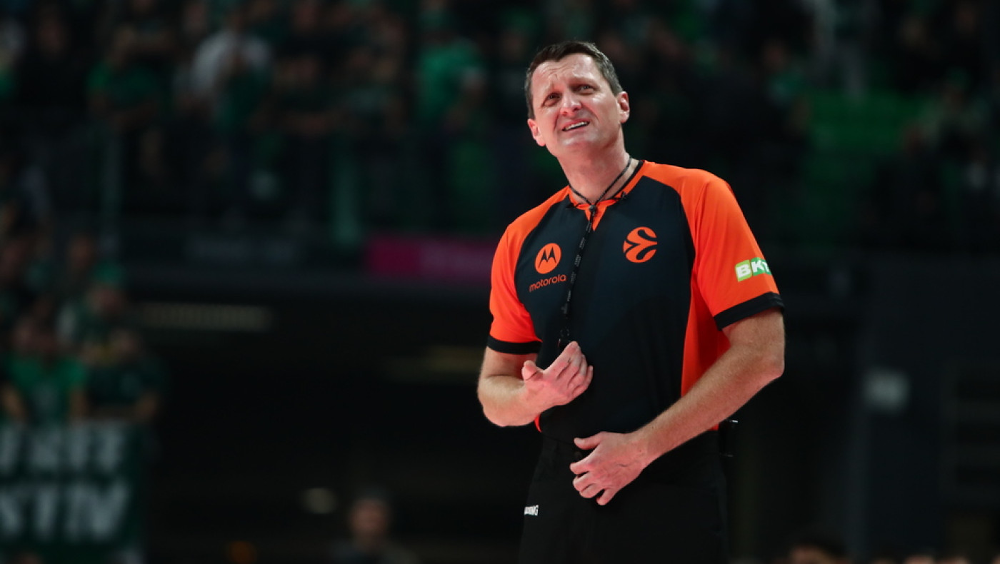 Οι διαιτητές του Άρης-Βενέτσια και το... ελληνικό παρελθόν