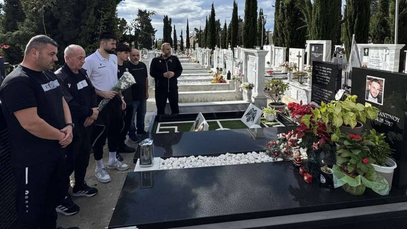 ΠΑΟΚ: Η ομάδα βόλεϊ τιμά τη μνήμη του Νάσου Κωνσταντίνου