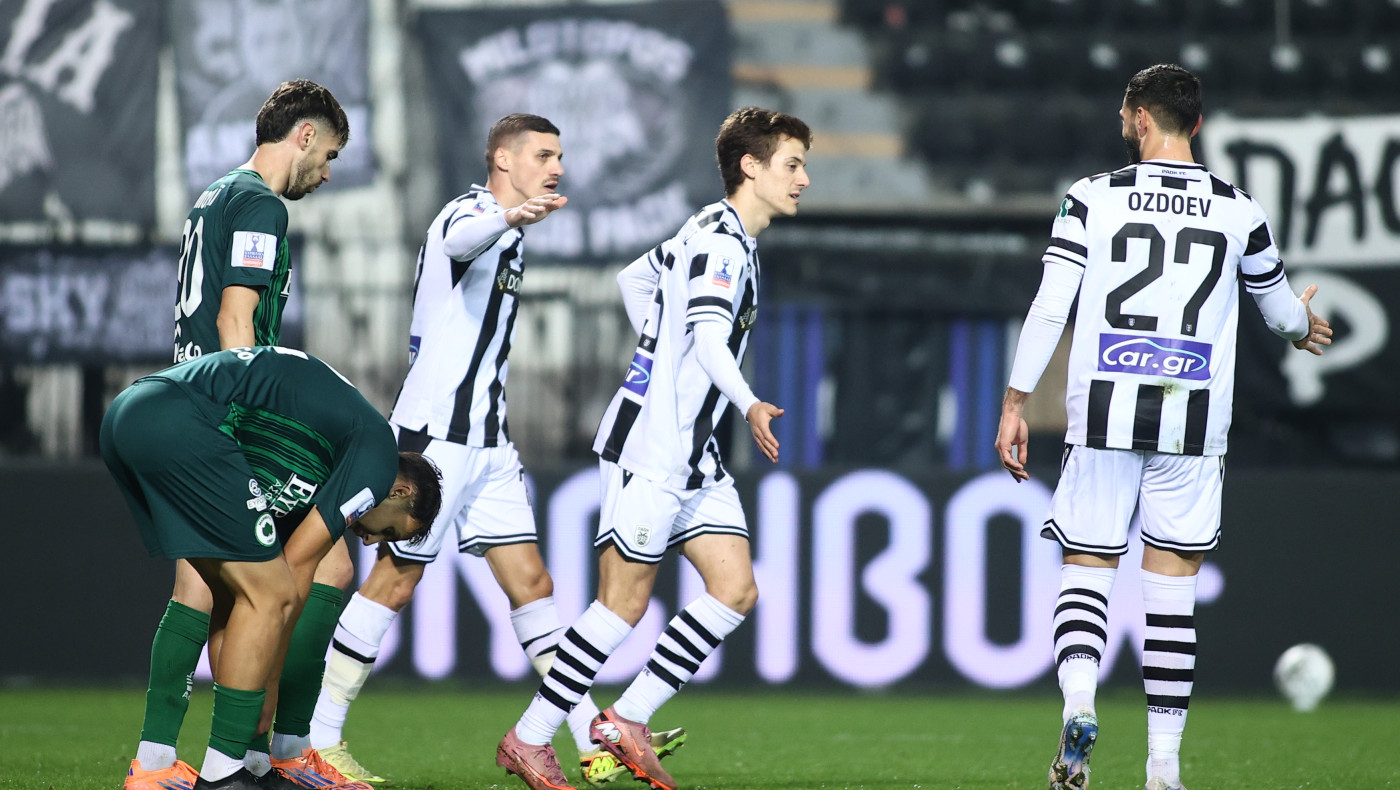 «Αυτογκόλ» ΠΑΟΚ, πέφτει μόνος του στον... Ολυμπιακό