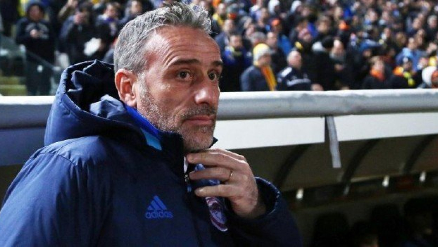 «Σύννεφα» για Μπέντο                    στον Ολυμπιακό