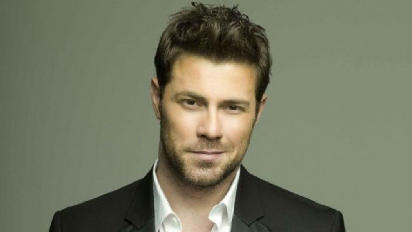 Ο Χολίδης δήλωσε συμμετοχή στο Fame Story 1 & τον απέρριψαν!