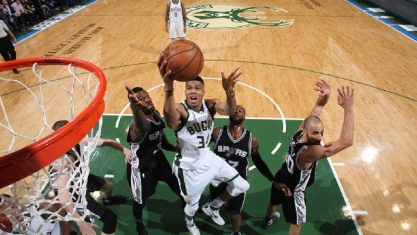 Ολντριτζ-Αντετοκούνμπο σημειώσατε «1»,  «όργια» του Κλέι Τόμπσον (vid)