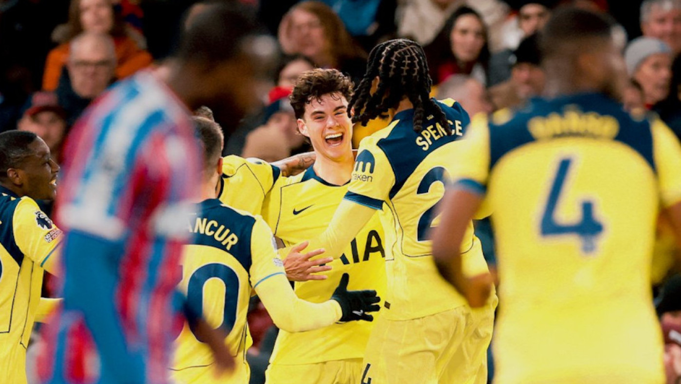 Η Τότεναμ επέστρεψε στις νίκες με την υπογραφή του 19χρονου Γκρέι