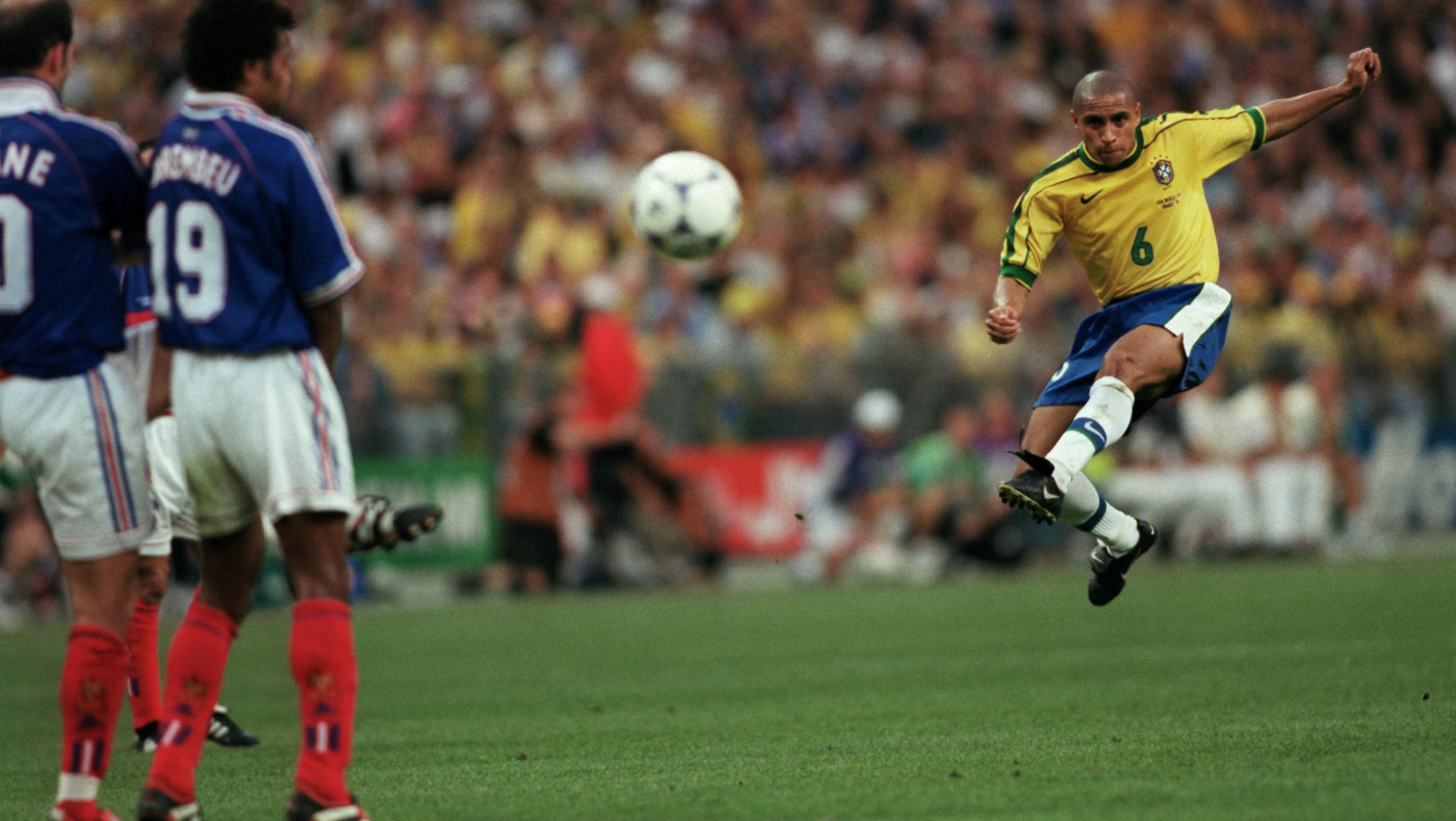 Αγωνία για τον Ρομπέρτο Κάρλος - Επιπλοκές μετά από εγχείρηση καρδιάς