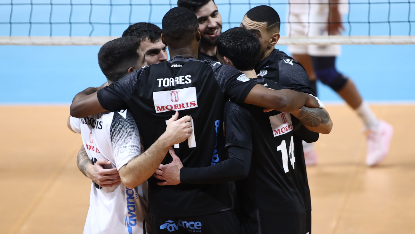 ΠΑΟΚ: «Πέταξε» για τους «16» του CEV Challenge Cup