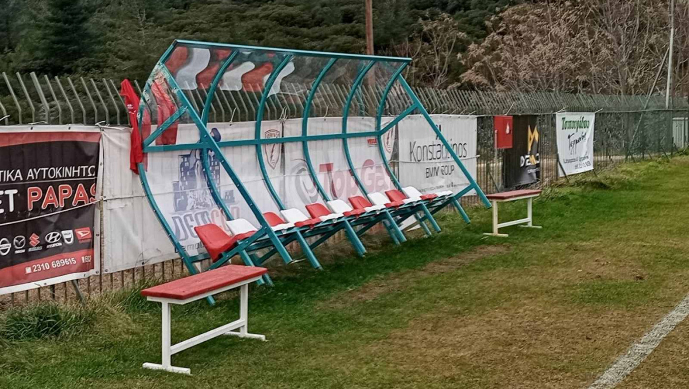 Πρόβλημα με τους πάγκους στο Ωραιόκαστρο