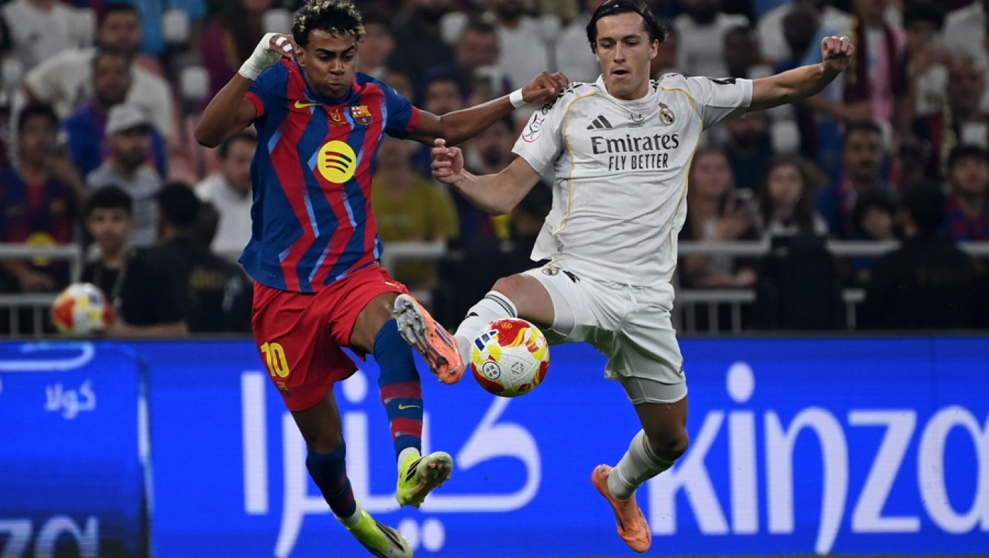 Τρελό ματς στη Τζέντα με μεγάλη νικήτρια την Μπαρτσελόνα και πρώτος τίτλος της χρονιάς!