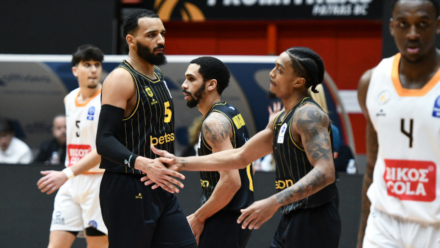 Ο Άρης τα έβαλε με όλους στην Πάτρα και πήρε σπουδαία διπλό κόντρα στον Προμηθέα