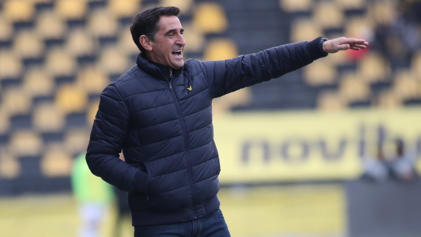 Χιμένεθ: «Απαγορευτικό να είμαστε τόσο αφελείς!»