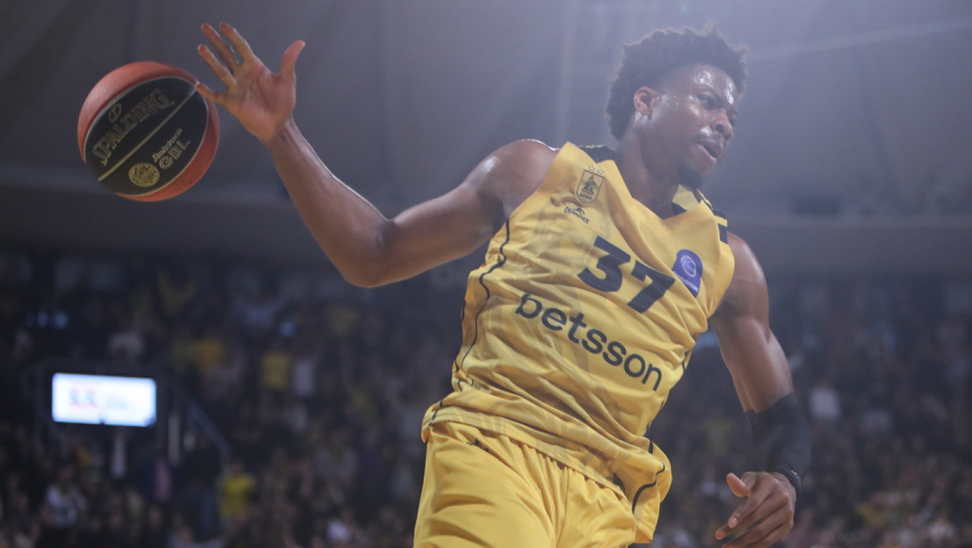 Η εντυπωσιακή άνοδος του Αντετοκούνμπο και τα εξαιρετικά νούμερά του