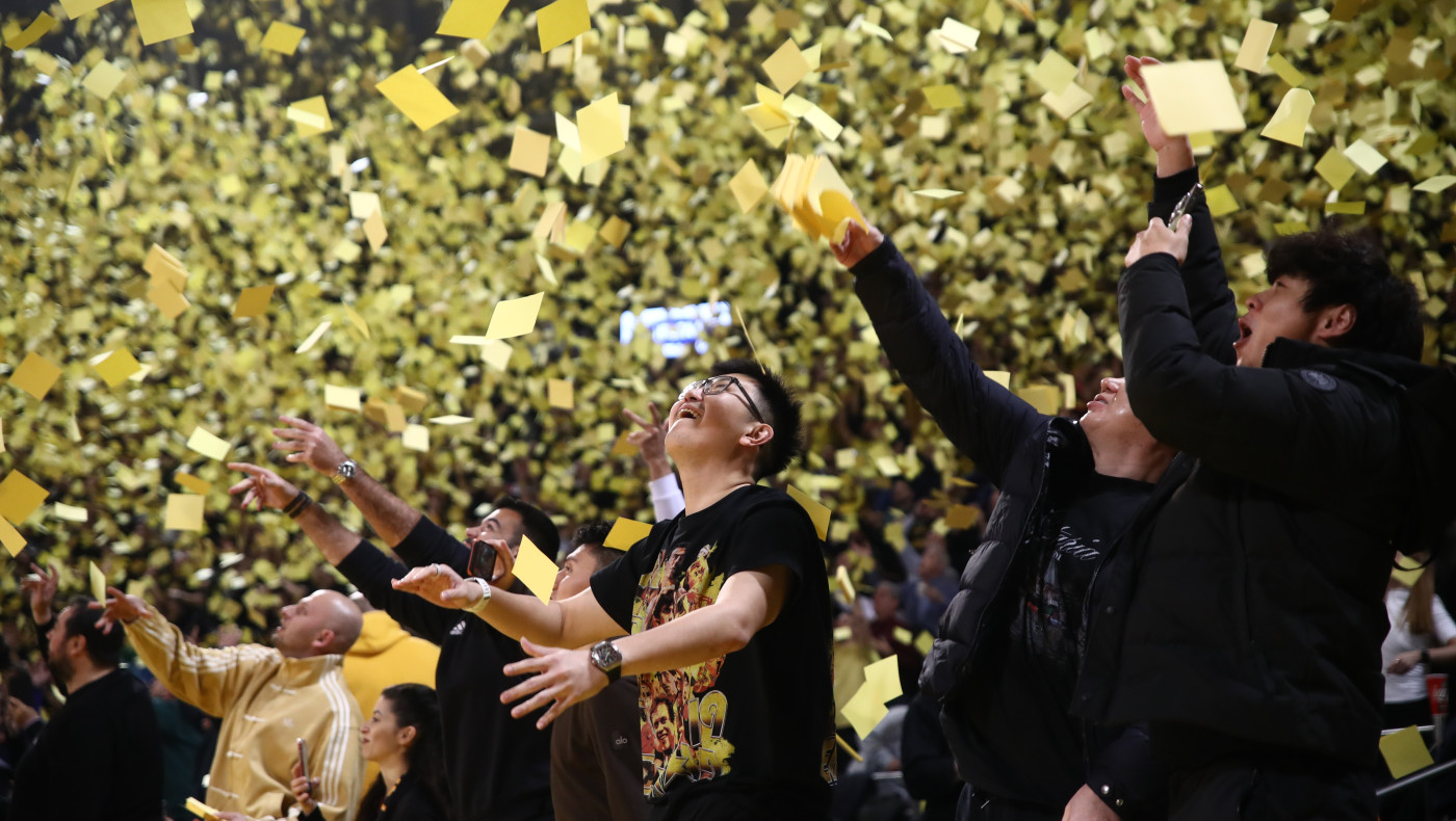 Η παρακάμερα του Άρης-Νεπτούνας: Το «κιτρινόμαυρο» πάρτι, ο Σιάο και η αποθέωση