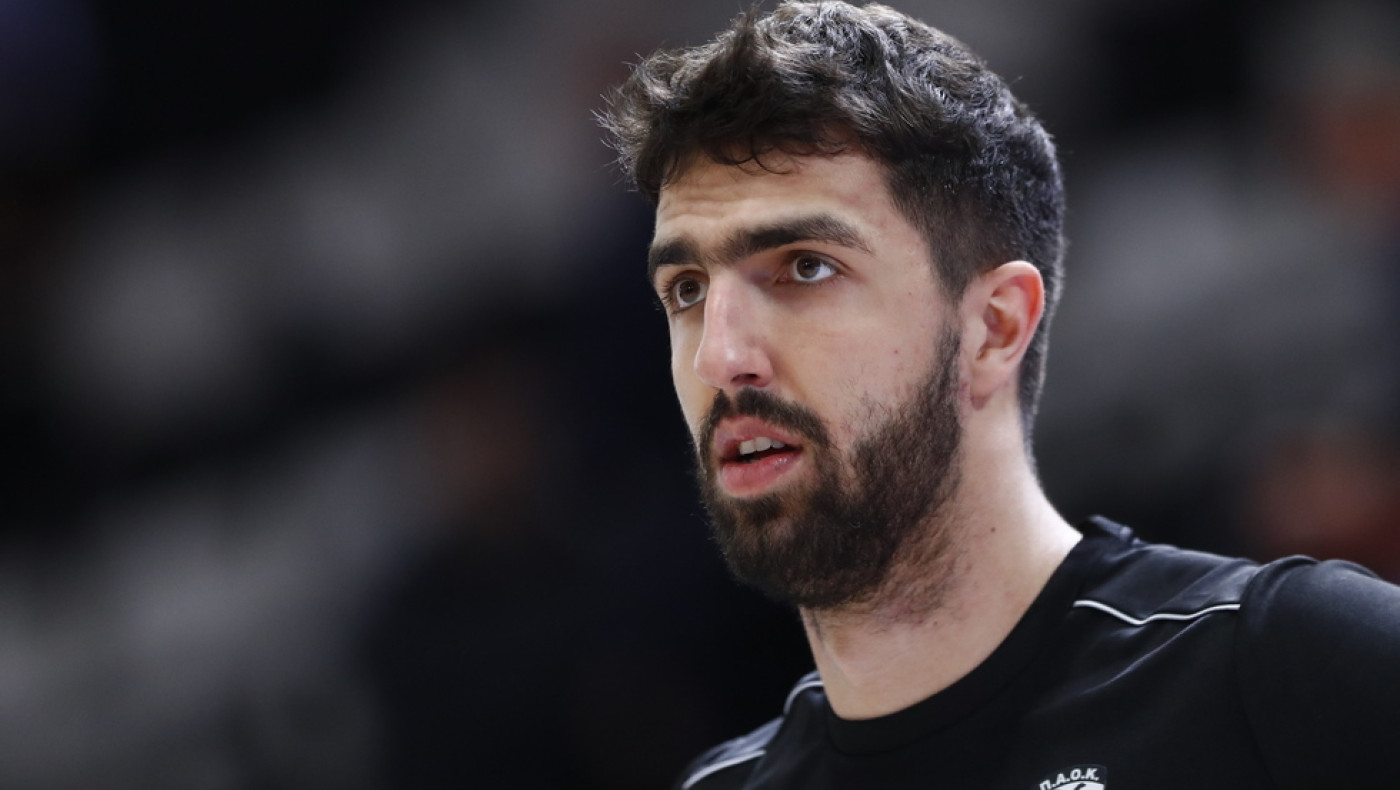 Νίκος Χουγκάζ: Επιτυχημένη η χειρουργική επέμβασή του