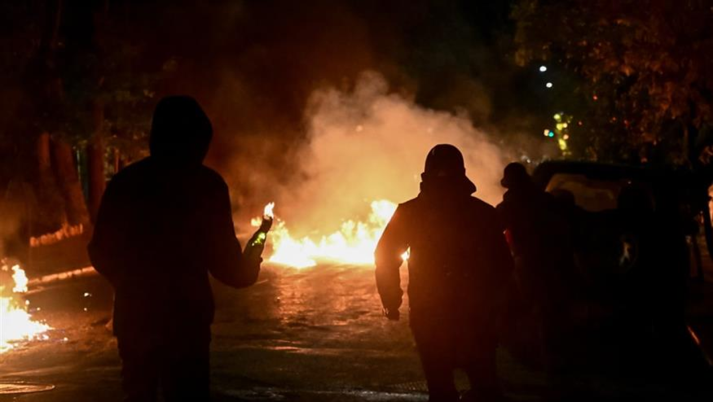 Θεσσαλονίκη: Μολότοφ και δακρυγόνα στο ΑΠΘ-Τουλάχιστον 210 προσαγωγές