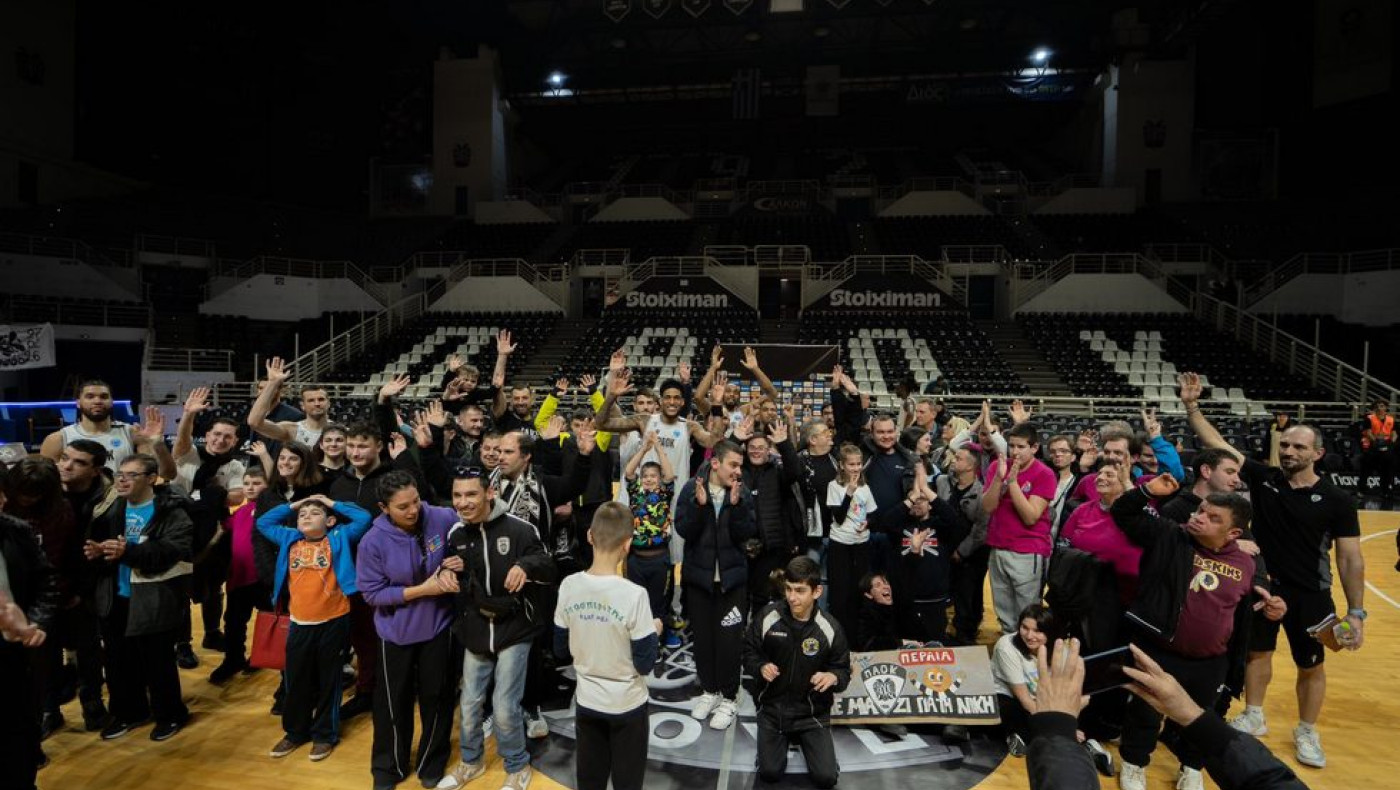 ΠΑΟΚ-Σπόρτινγκ: 200 άτομα από δομές φιλοξενήθηκαν στο PAOK Sports Arena