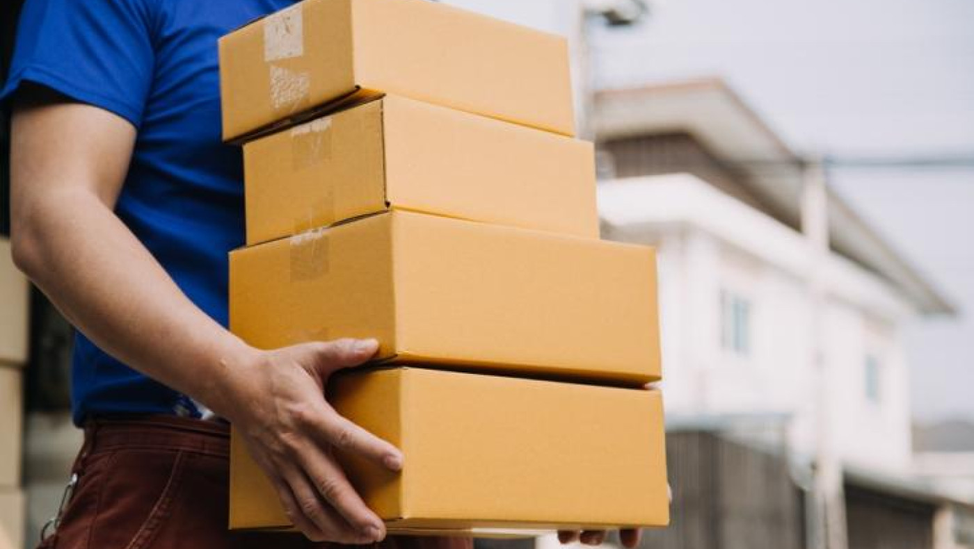 Νέο πλαίσιο αποζημιώσεων από την ΕΕΤΤ για ταχυδρομείο και courier