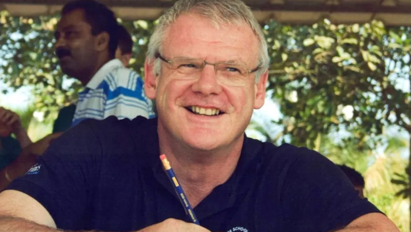 Δικηγόρος έκλεψε 600.000 λίρες για σεξ και αντίκες - «Ήταν παρενέργεια φαρμάκου για το Πάρκινσον»