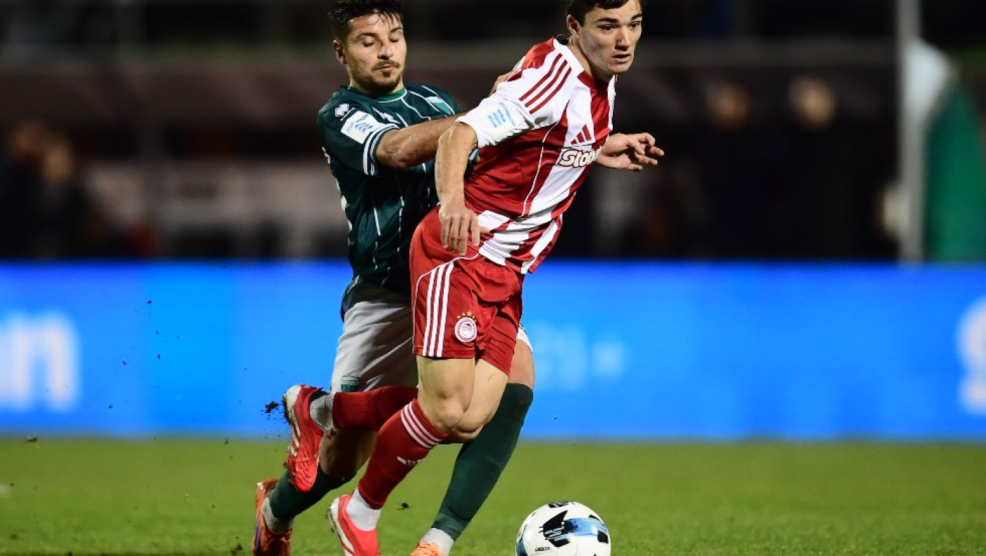 Φλυάρος Ολυμπιακός έμεινε στο μηδέν με τον Λεβαδειακό των 10 παικτών