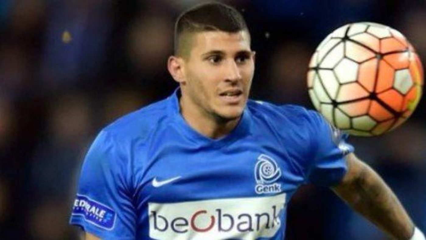 Σειρήνες    από     Κίνα    καλούν          Καρέλη!