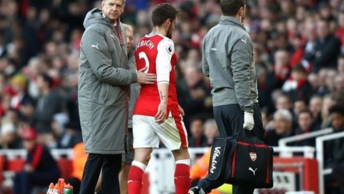 Στην πόρτα της εξόδου    από την Άρσεναλ ο Ντεμπισί!