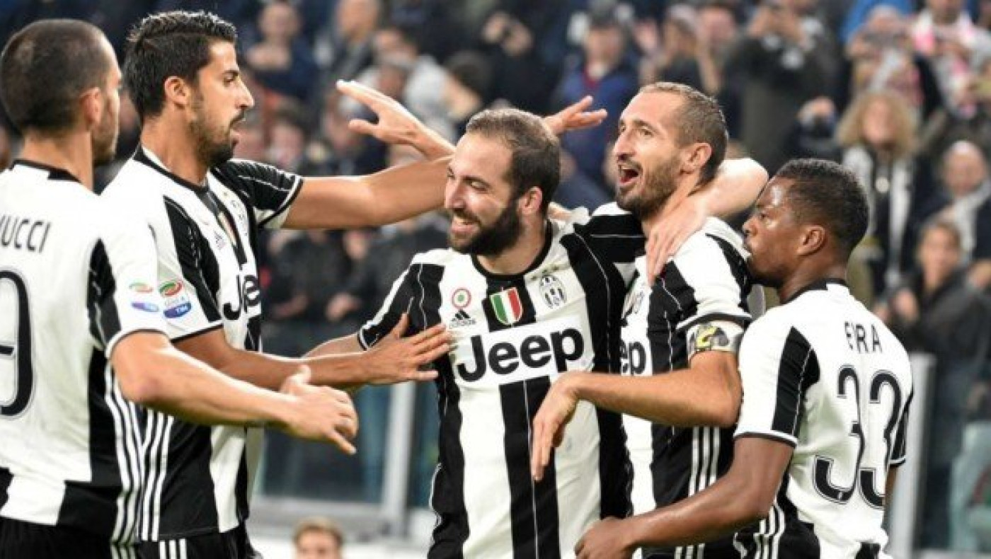 Πήρε το ντέρμπι και δεν χάνει ούτε αυτό το πρωτάθλημα!