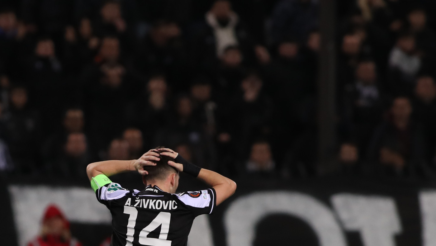 Αδράνεια της άμυνας του ΠΑΟΚ και ο Άσπας εκτελεί για το 0-1