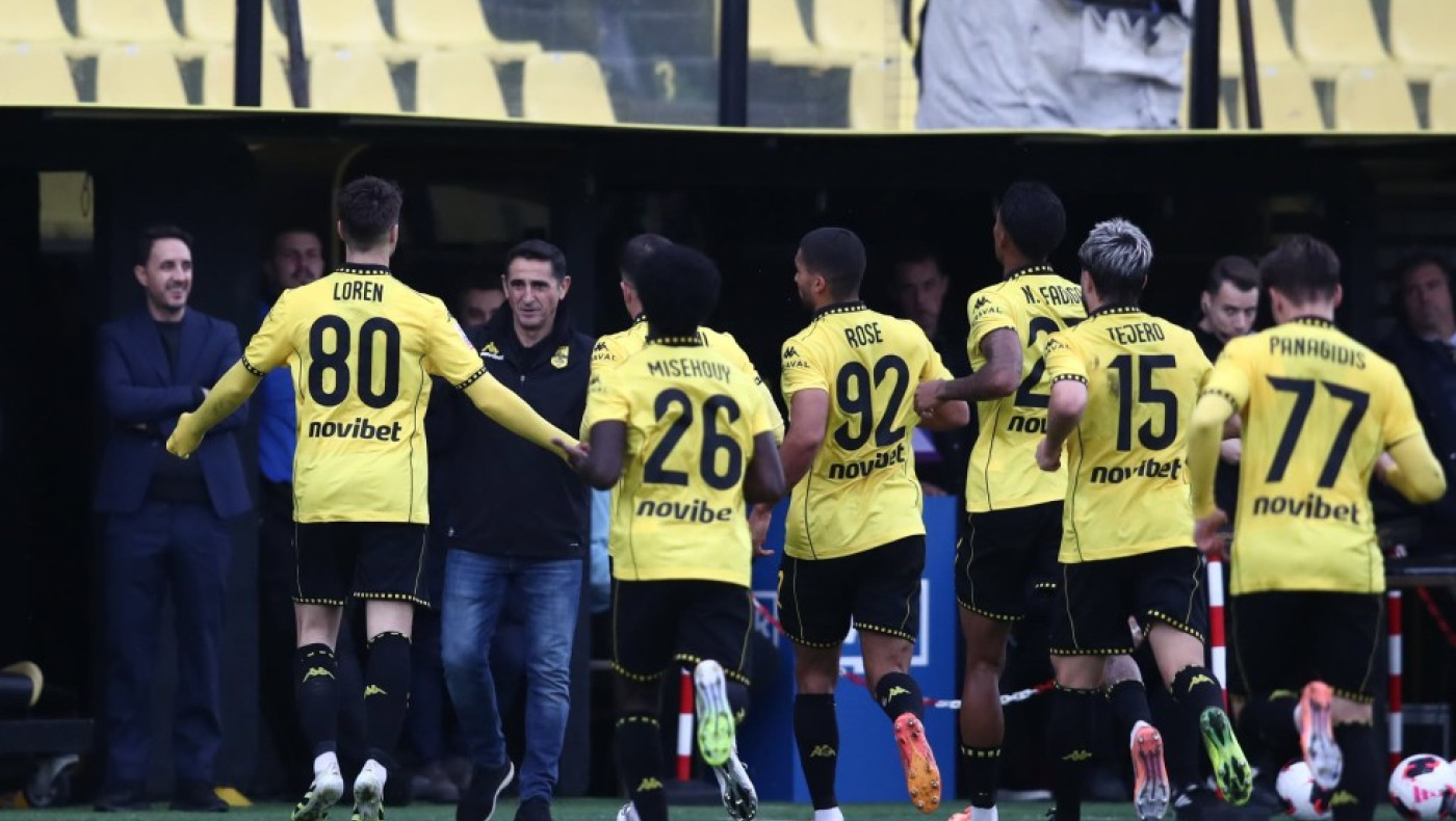 Άρης: Ο Χιμένεθ δεν πνίγηκε από τις αγκαλιές των παικτών του