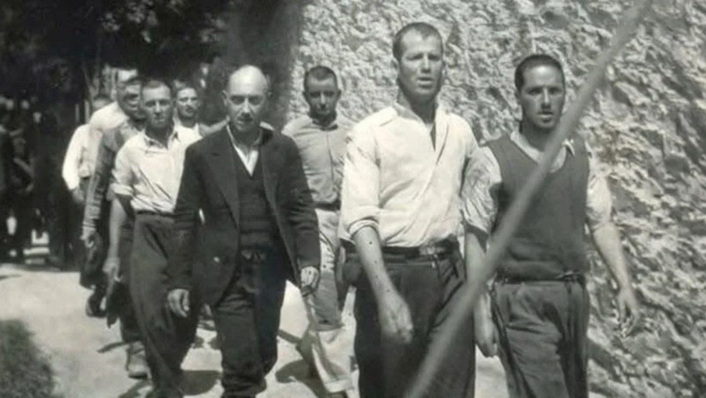 Γνήσιες οι φωτογραφίες των εκτελεσθέντων στην Καισαριανή