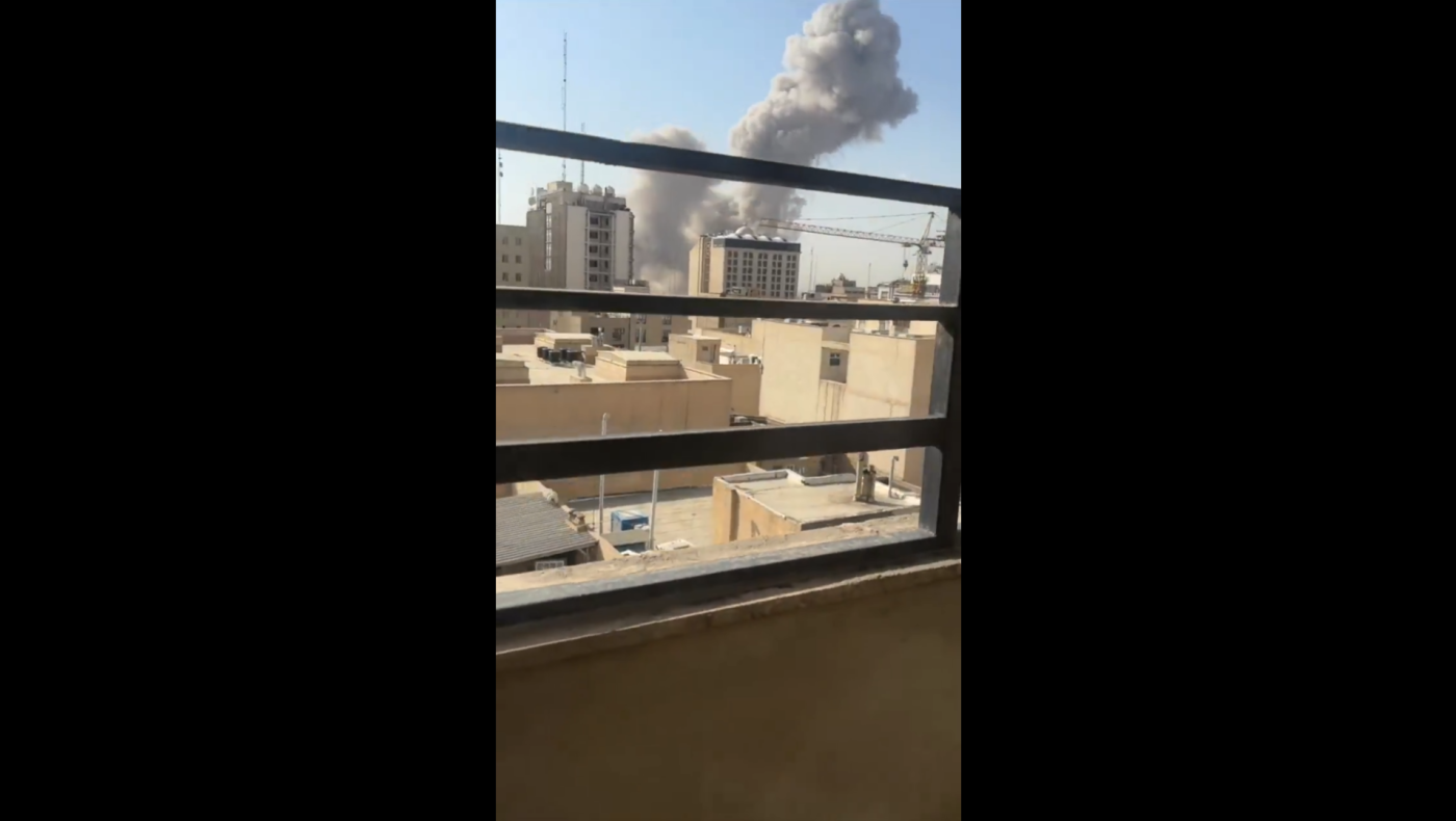 Τύμπανα πολέμου: Επιδρομή του Ισραήλ στο Ιράν-Μπαράζ εκρήξεων στην Τεχεράνη