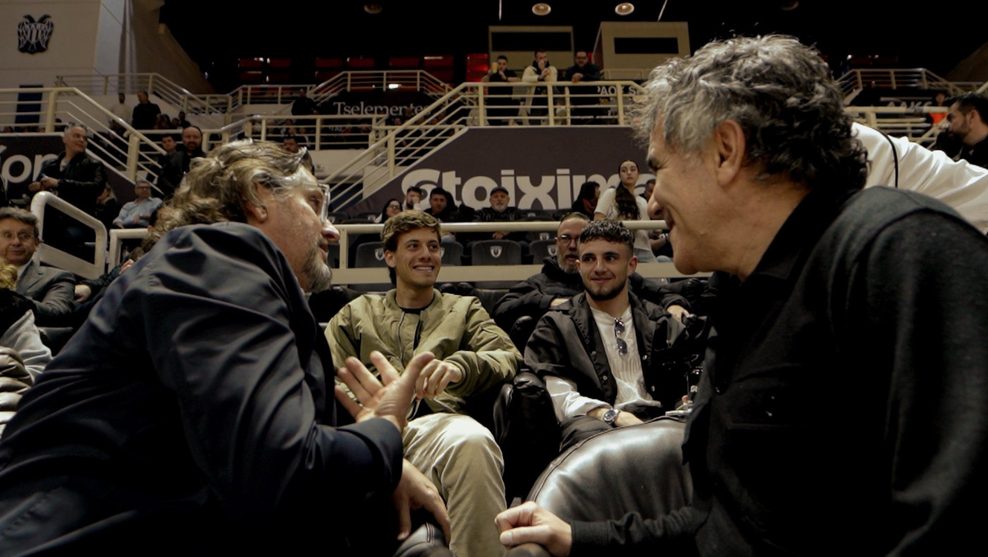 ΠΑΟΚ: Αποθέωση του Ζαφείρη από νεαρούς φιλάθλους