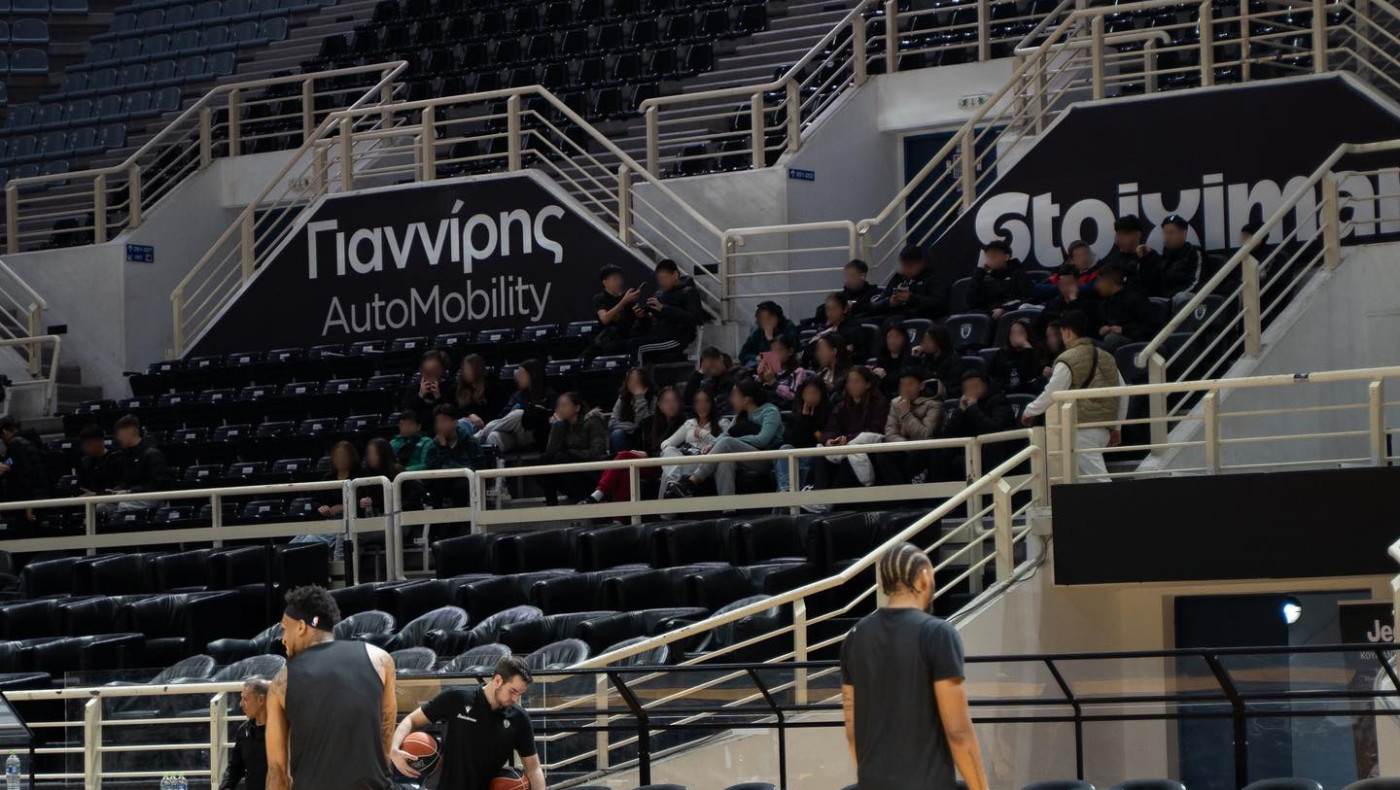 ΠΑΟΚ: Επίσκεψη του γυμνασίου Θέρμης στο «Παλατάκι» και ομιλία Μπουντούρη